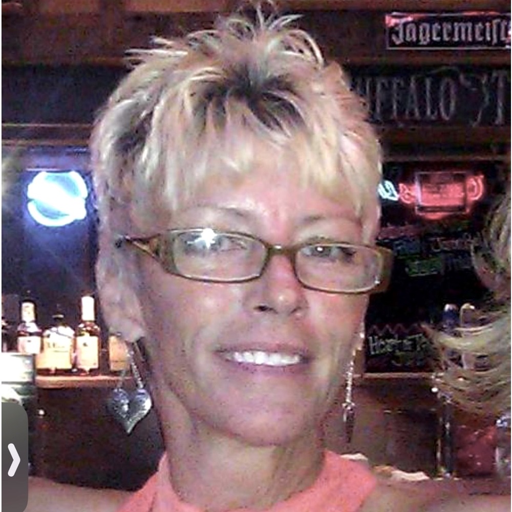 Meet your Posher, Brenda